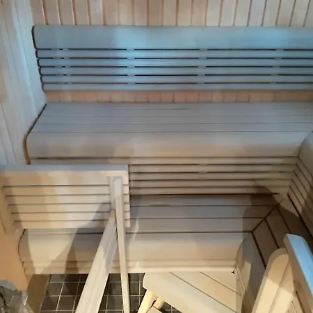 Villa Ruka Vip, Premium